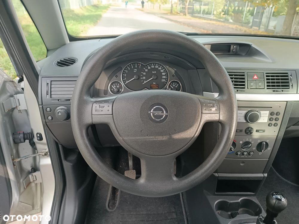 Opel Meriva - 38