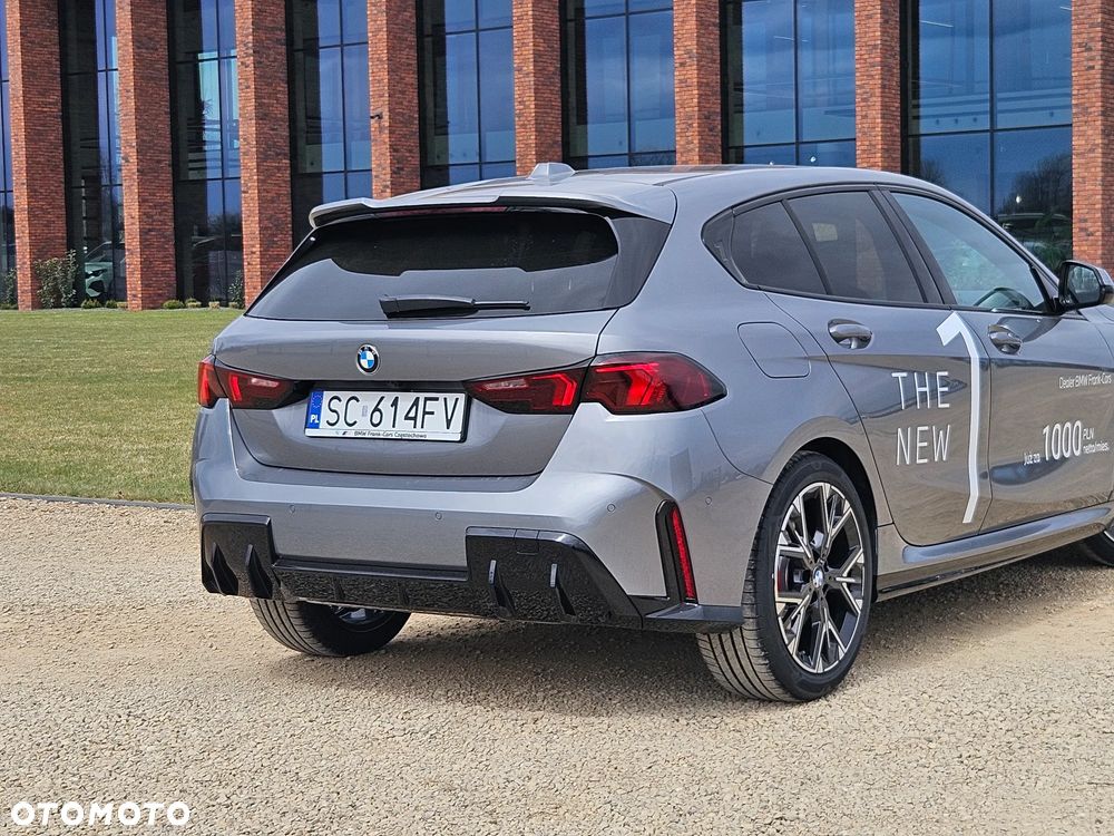 BMW Seria 1 120 mHEV - 9