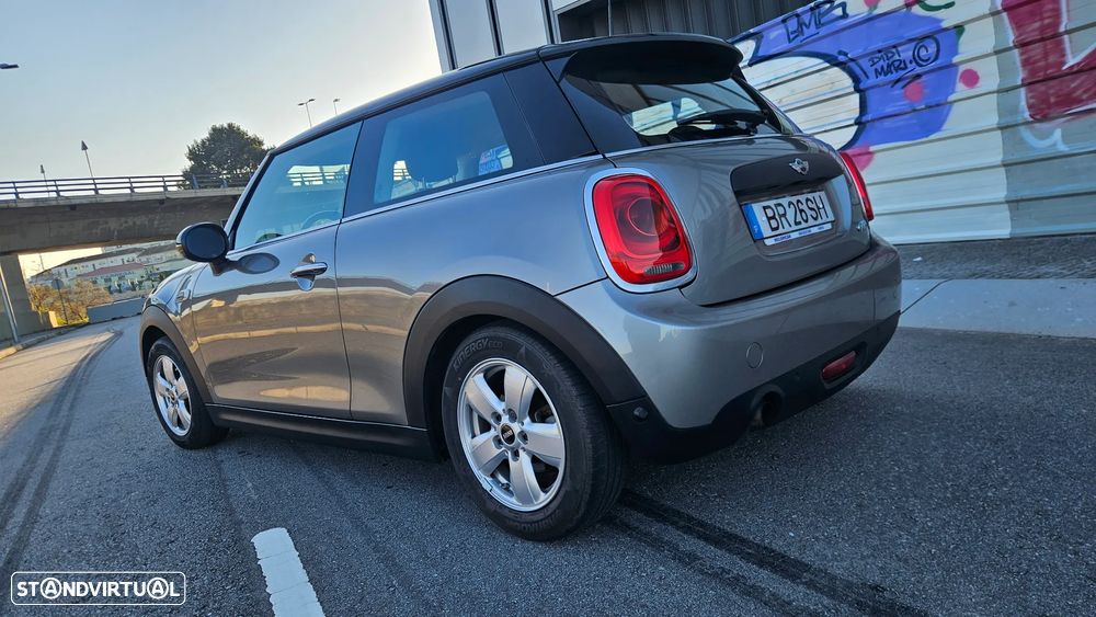 MINI 3 Portas One - 2