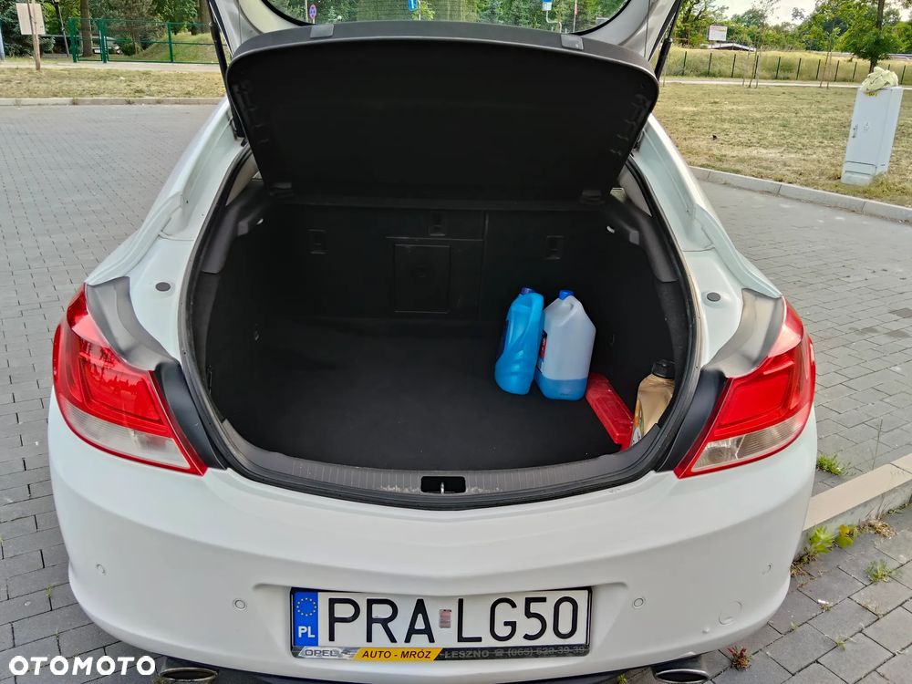 Opel Insignia 2.0 T Cosmo - 13