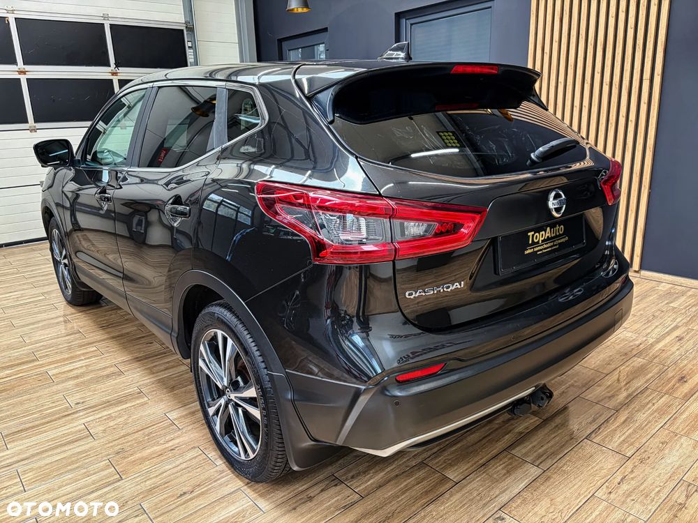 Nissan Qashqai 1.3 DIG-T DCT N-CONNECTA - 9