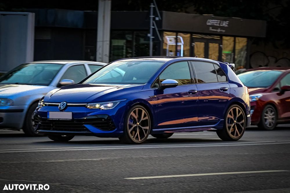 Volkswagen Golf 2.0 TSI DSG 4Motion R - 12