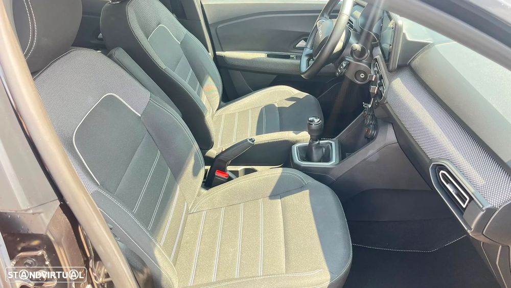 Dacia Sandero - 8