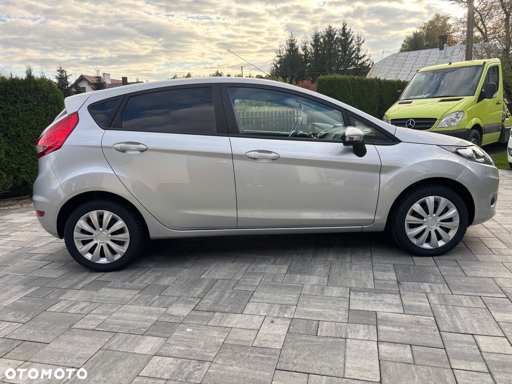 Ford Fiesta 1.25 Champions Edition - 11