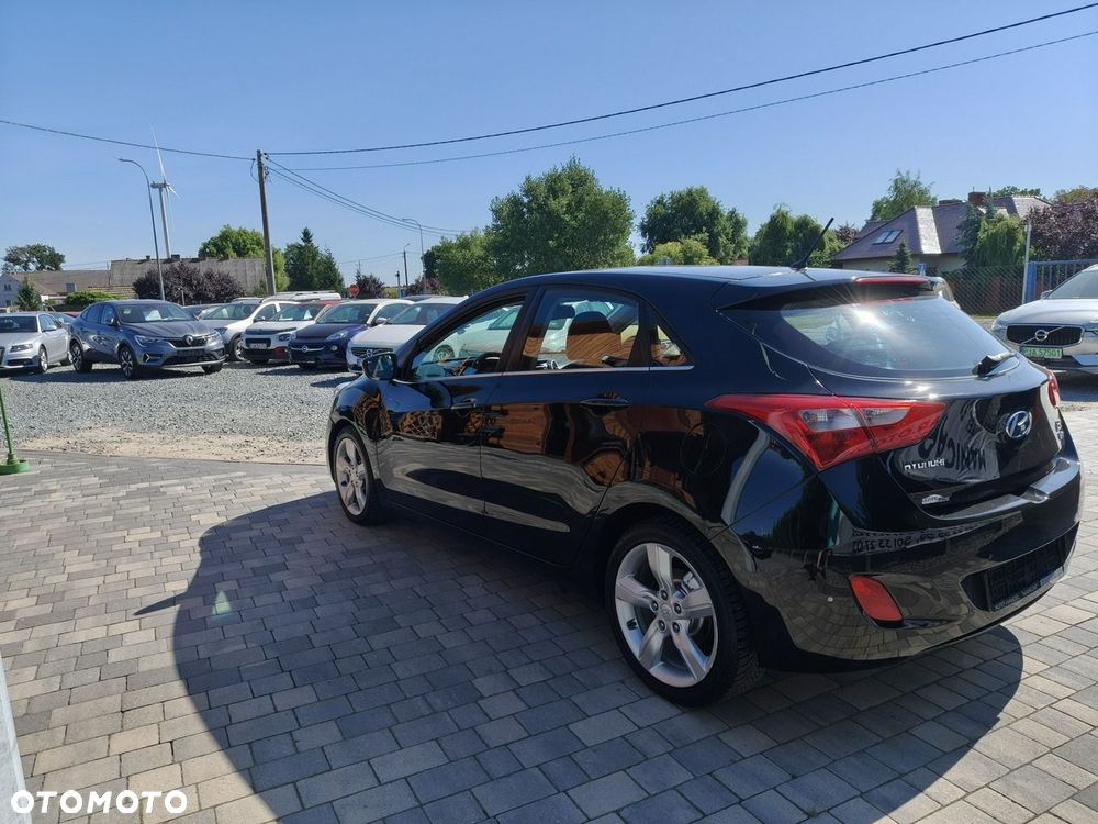 Hyundai i30 1.6 CRDi BlueDrive Comfort - 4