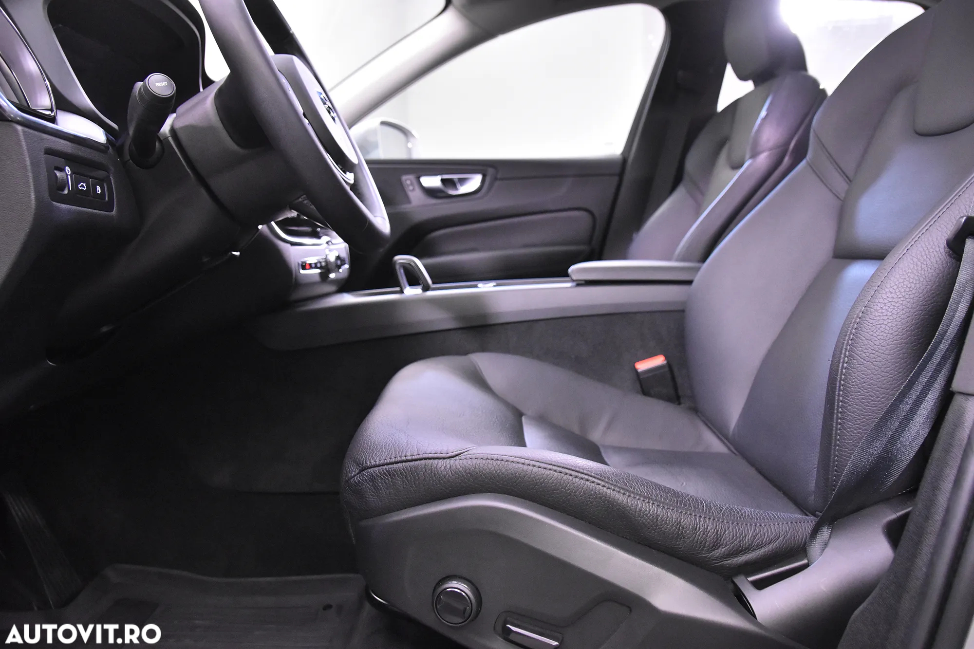Volvo XC 60 Recharge T8 Twin Engine eAWD Inscription - 21