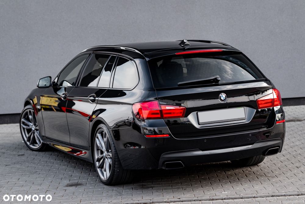 BMW Seria 5 M550d xDrive - 13