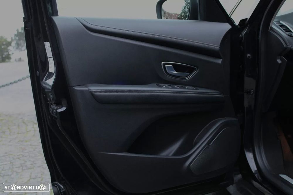 Renault Scénic ENERGY dCi 110 INTENS - 17