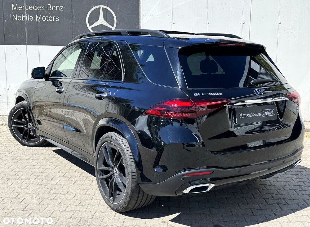 Mercedes-Benz GLE 300 d mHEV 4-Matic AMG Line - 12
