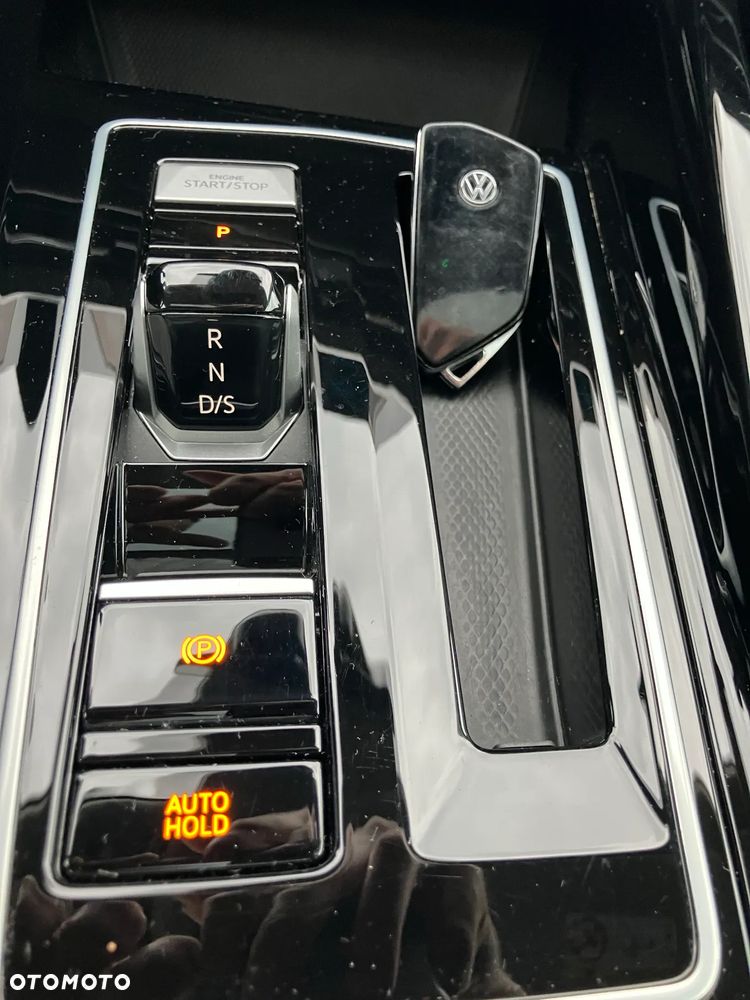 Volkswagen Golf 2.0 TDI SCR DSG Style - 14