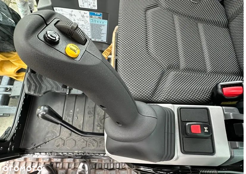 Caterpillar 302.7 CR - 26