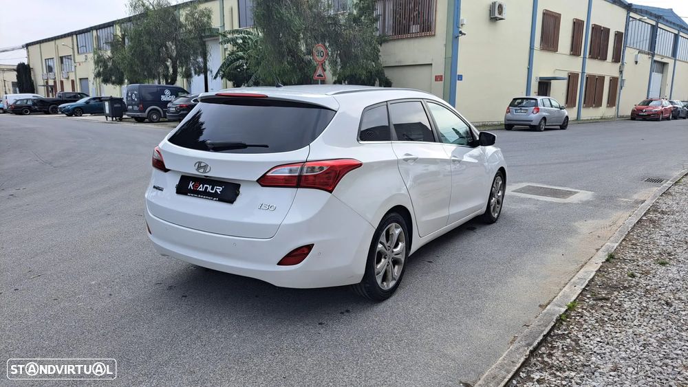 Hyundai i30 SW 1.6 CRDi Style - 20
