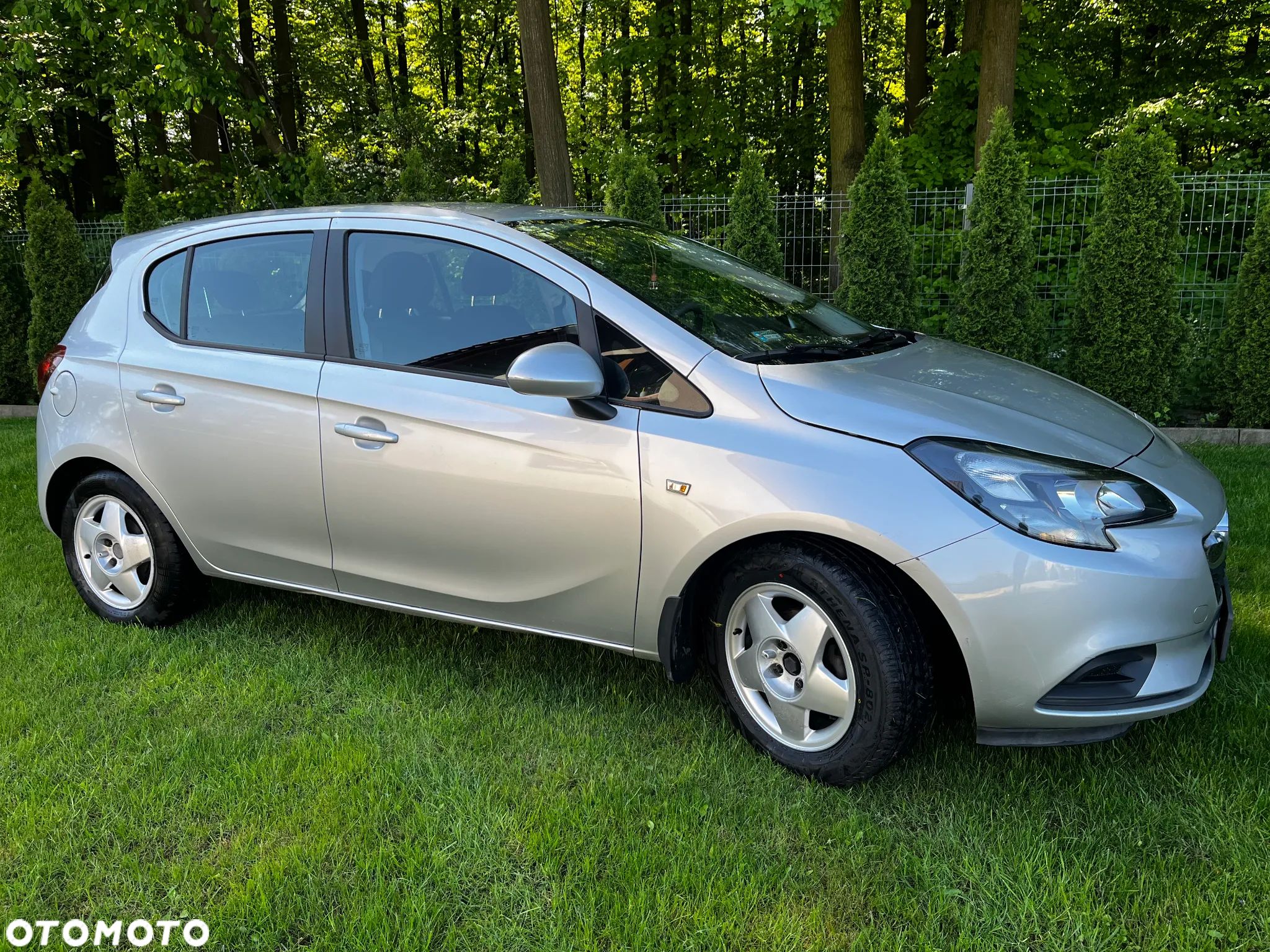Opel Corsa 1.4 Color Edition - 1