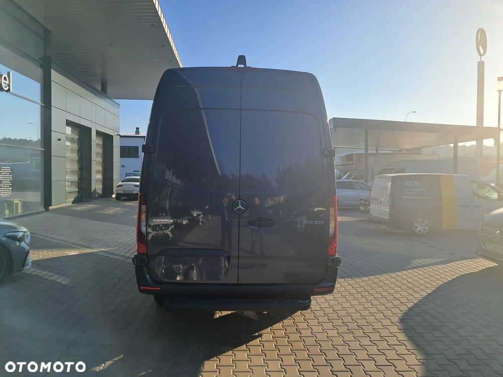 Mercedes-Benz Sprinter 319 CDI Furgon SELECT długi - 6