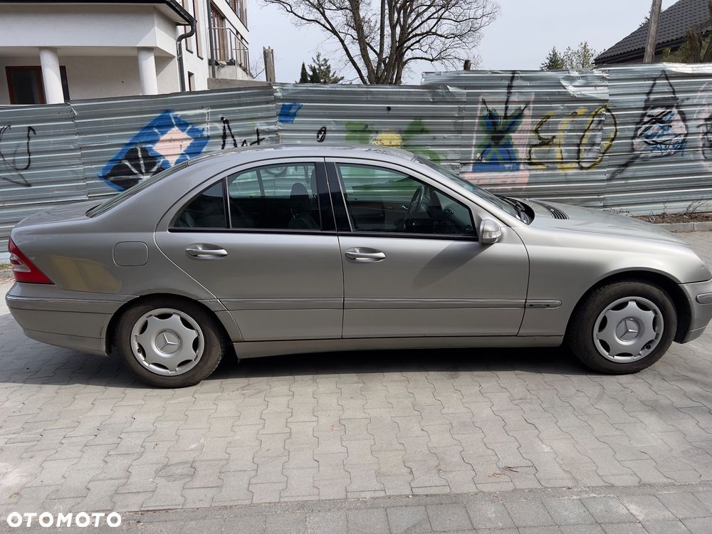 Mercedes-Benz Klasa C 200 CDI Automatik Elegance - 4