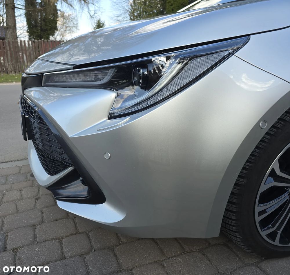 Toyota Corolla 2.0 Hybrid Comfort - 2