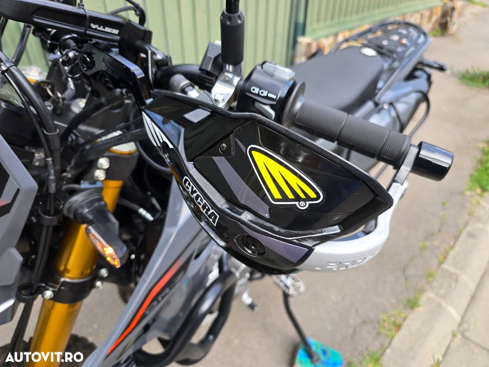 Suzuki DR-Z 400S - 6
