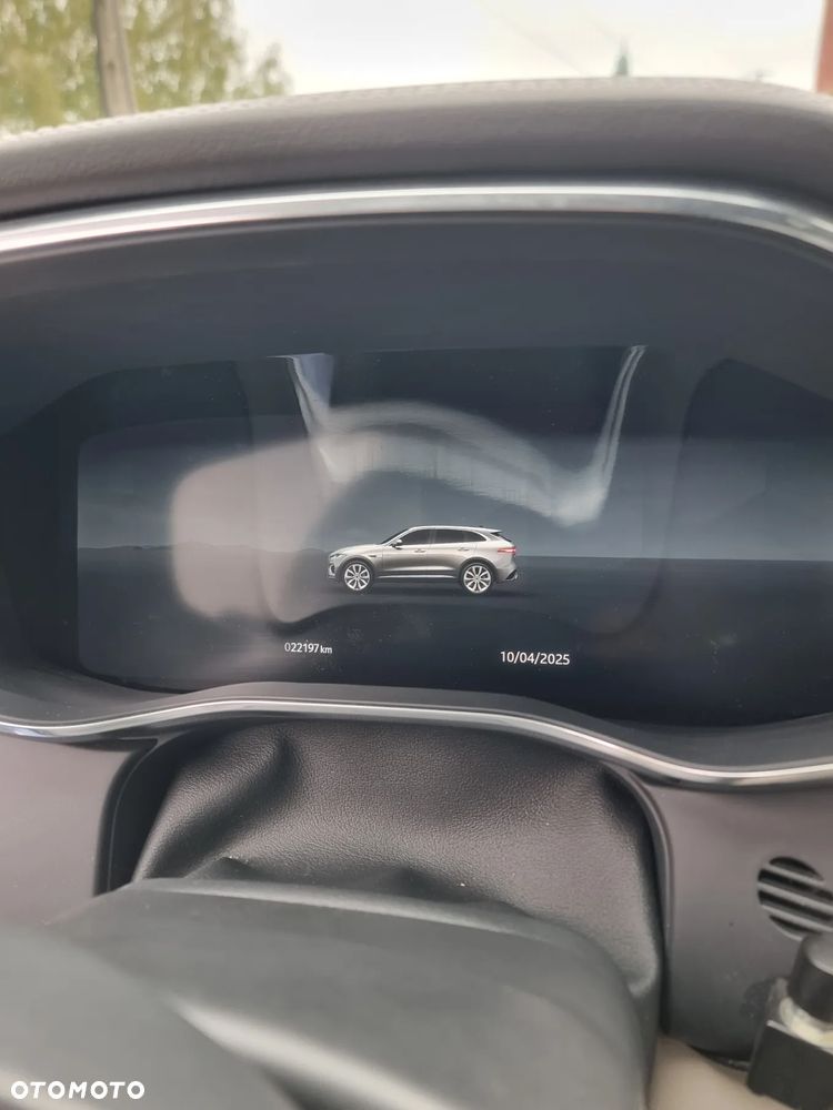 Jaguar F-Pace P250 AWD R-Dynamic S - 21