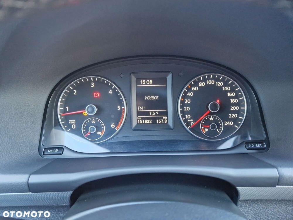 Volkswagen Touran 1.6 TDI DPF MATCH - 27