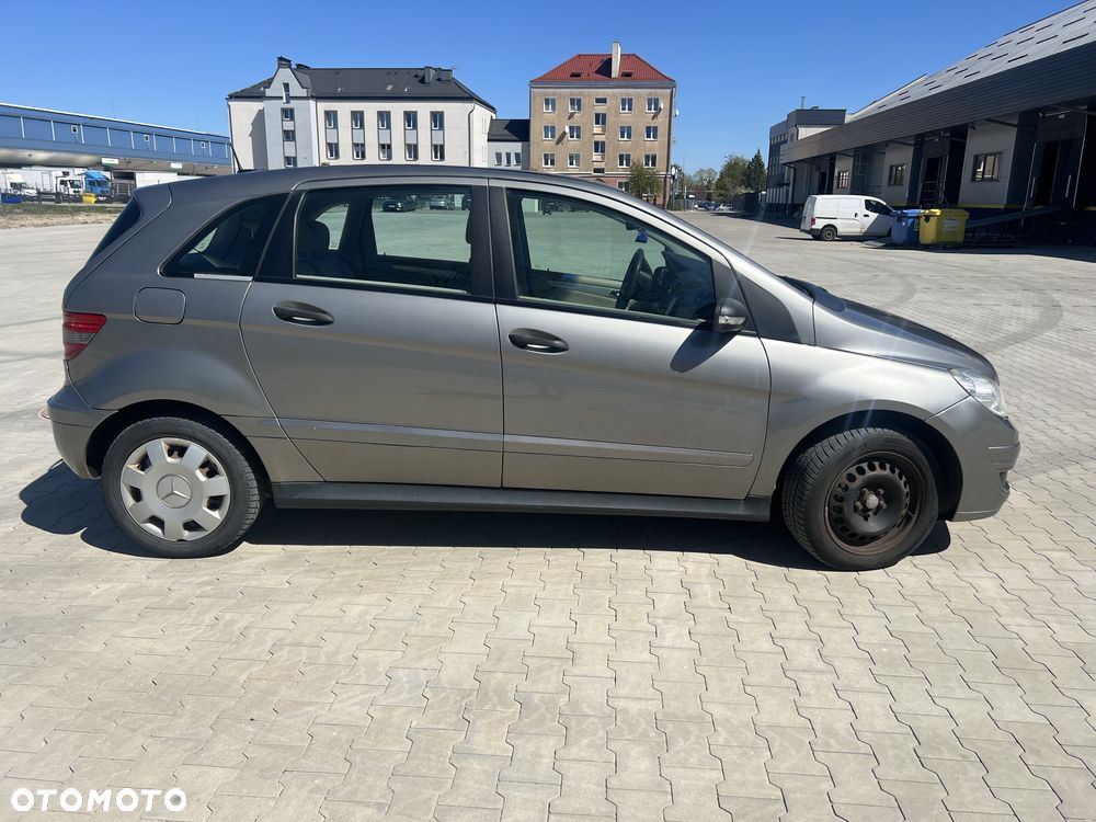 Mercedes-Benz Klasa B 200 Autotronic - 6