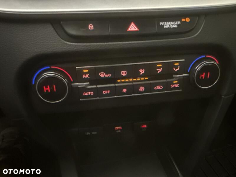 Kia Ceed 1.5 T-GDI M DCT - 16