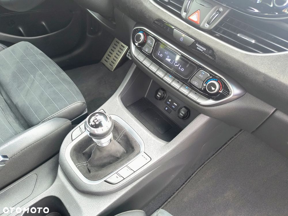Hyundai i30 N 2.0 T-GDI Performance - 19