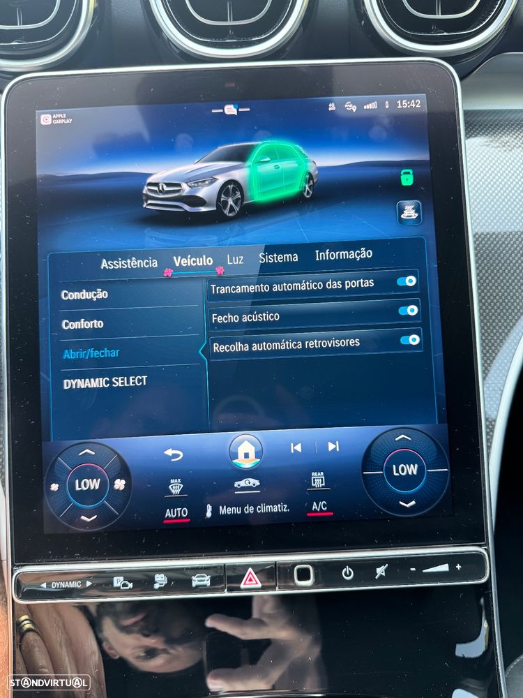 Mercedes-Benz C 300 e AMG Line - 34