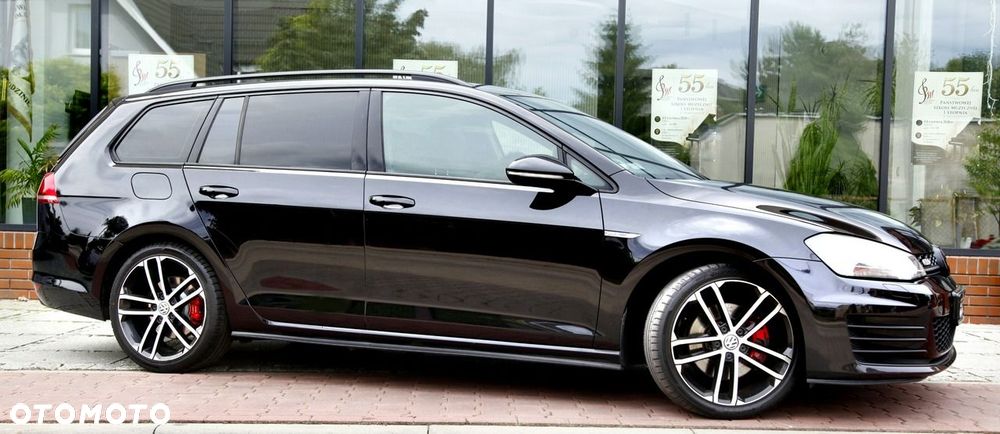Volkswagen Golf - 4