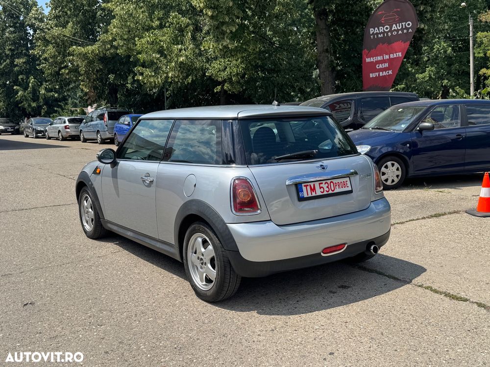 Mini Cooper 50 Mayfair - 4