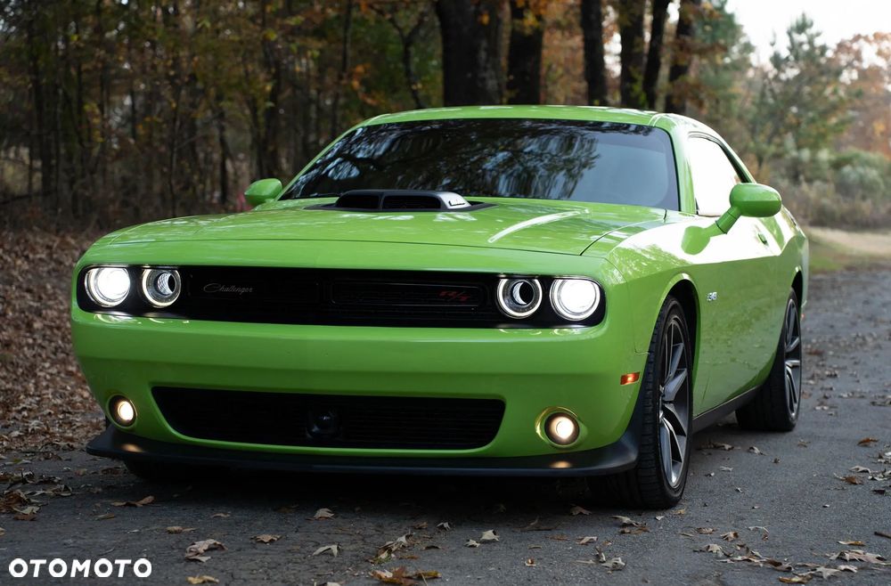 Dodge Challenger 5.7 R/T - 10