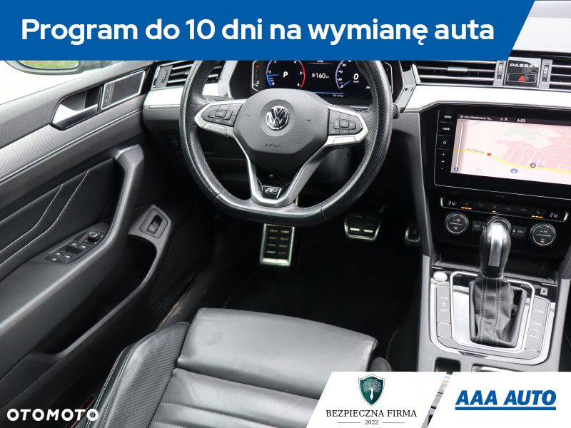 Volkswagen Passat - 8