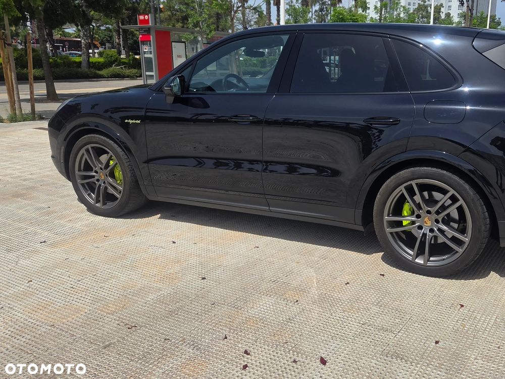 Porsche Cayenne - 17