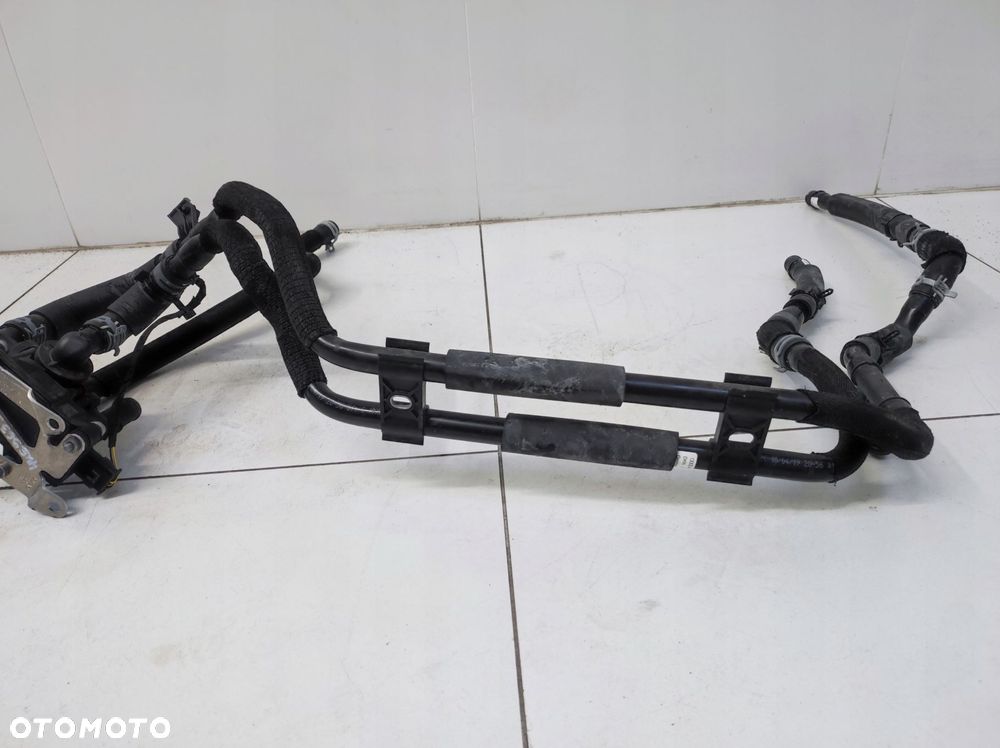 zawór sterowania wąż rurka przewód wody audi q8 e-tron etron - 8