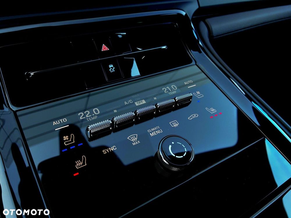 Porsche Panamera - 35