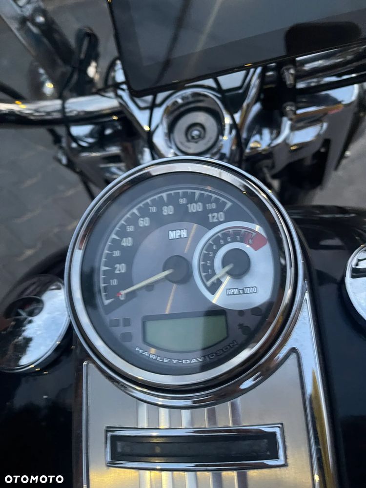 Harley-Davidson Touring Road King - 15