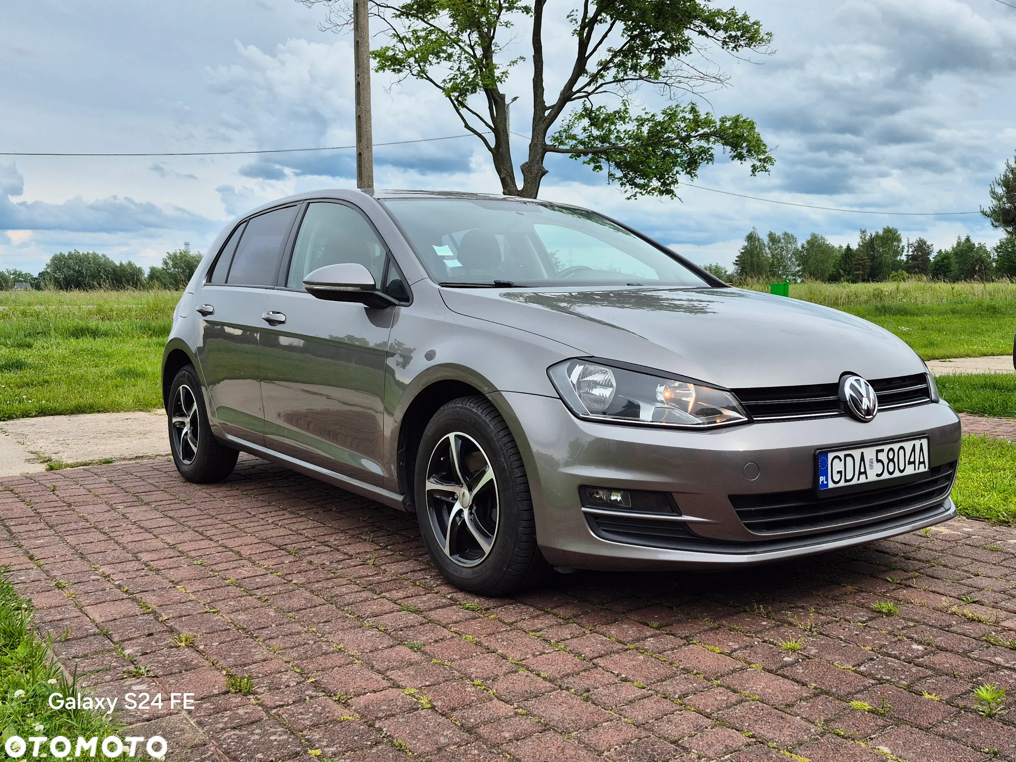 Volkswagen Golf 1.6 BlueTDI Comfortline - 2