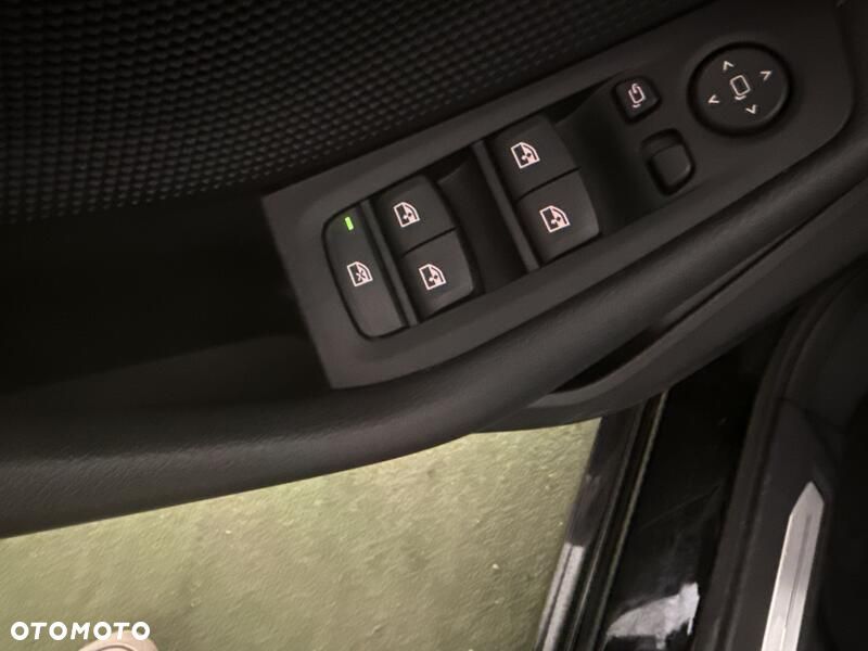 BMW Seria 1 118i - 12