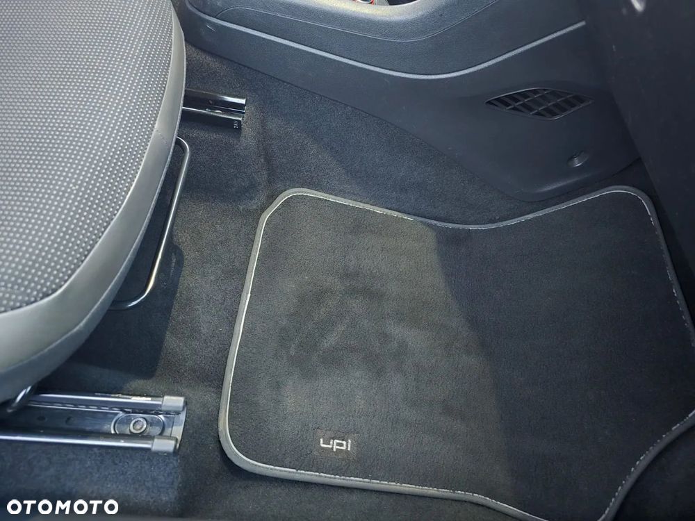 Volkswagen up! (BlueMotion Technology) high - 8