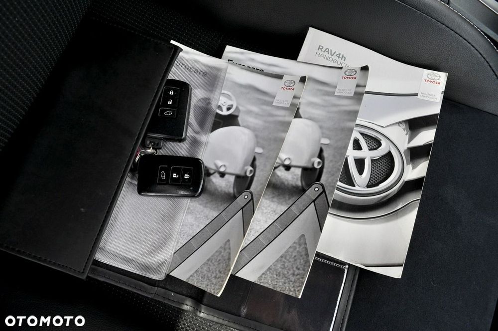 Toyota RAV4 - 33