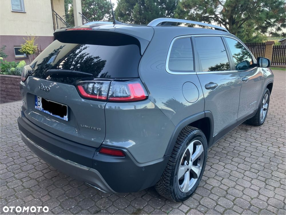 Jeep Cherokee - 5