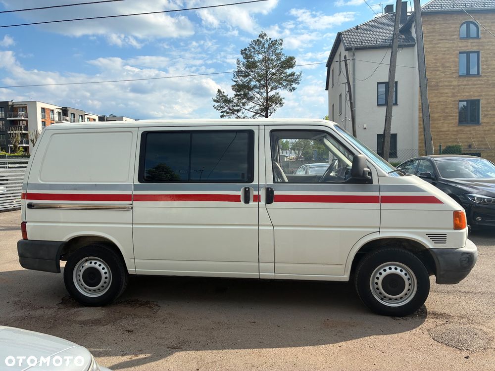 Volkswagen Transporter - 4