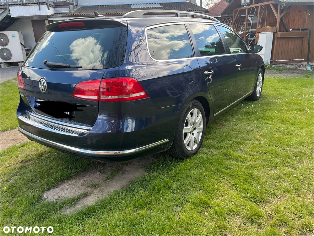 Volkswagen Passat 2.0 Blue TDI SCR Comfortline - 3