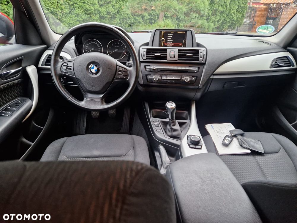 BMW Seria 1 116i - 9