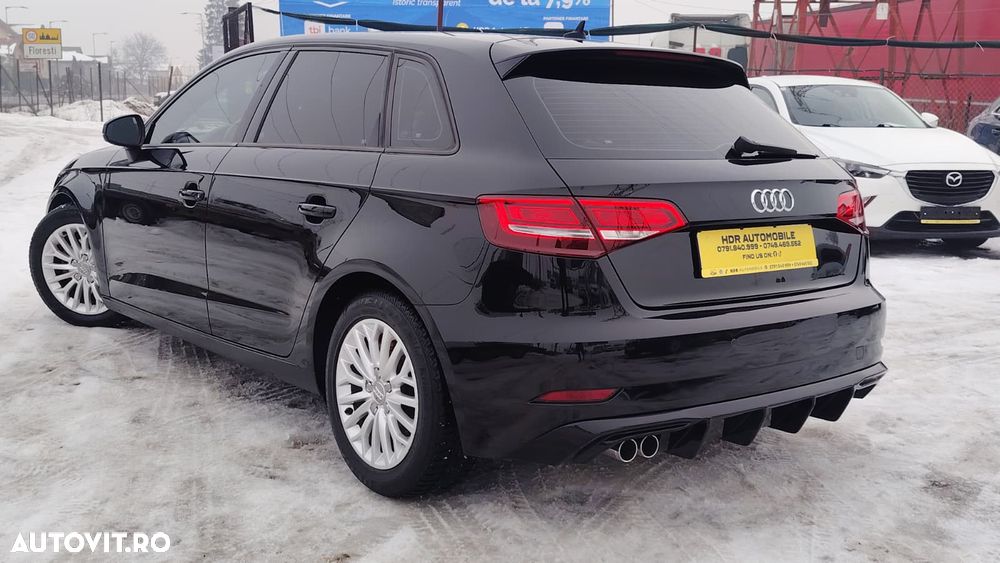 Audi A3 1.6 TDI ack (clean diesel) S line Sportpaket - 13