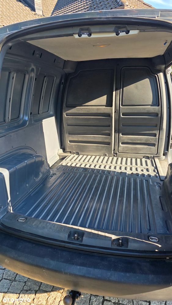 Volkswagen Caddy - 8