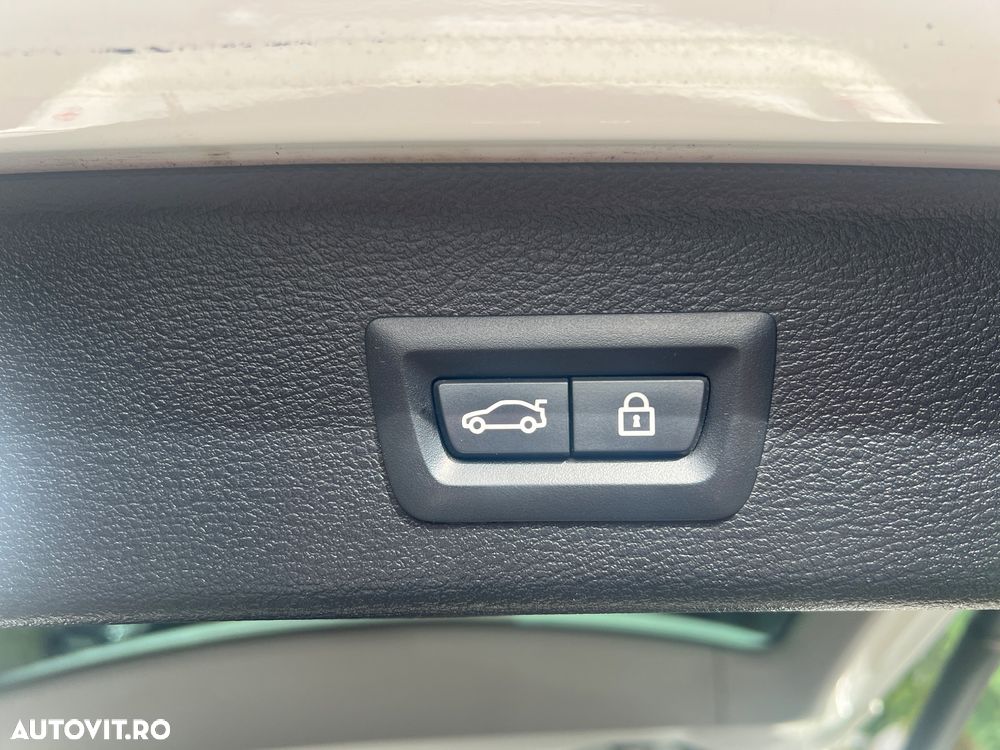 BMW X3 xDrive20d - 11