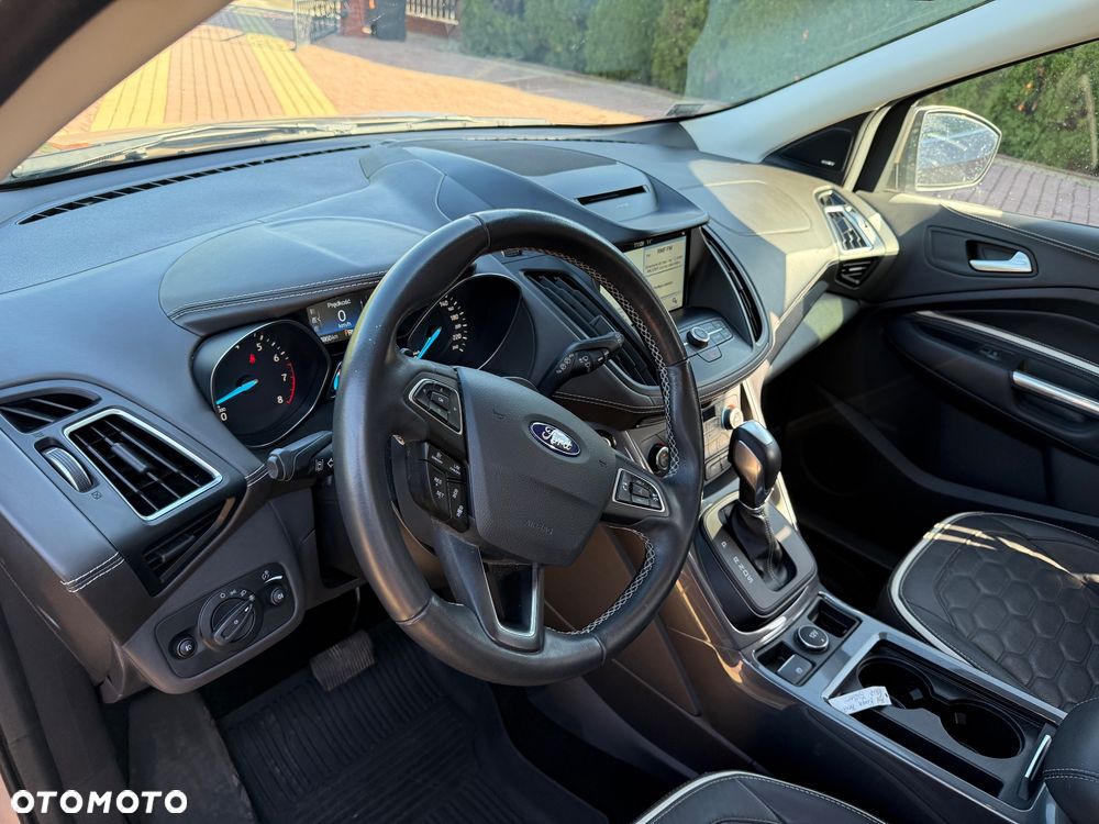 Ford Kuga 1.5 EcoBoost 4x4 Vignale - 24