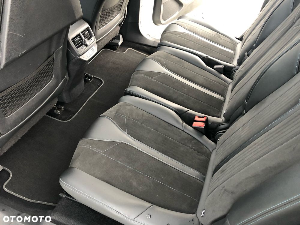 Peugeot 5008 1.2 PureTech Crossway S&S EAT8 - 24