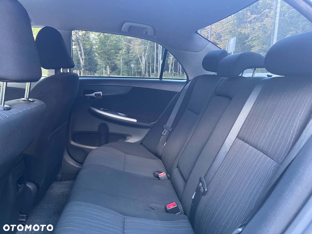 Toyota Corolla 1.6 Premium - 8