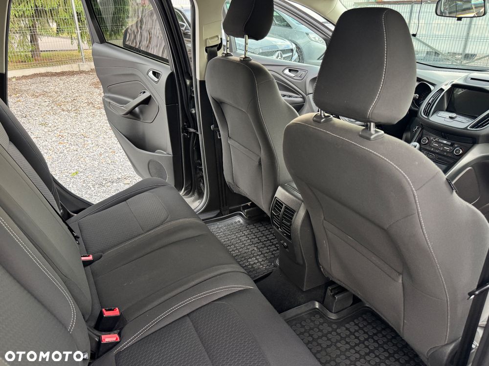 Ford Kuga 1.5 TDCi FWD Trend - 27